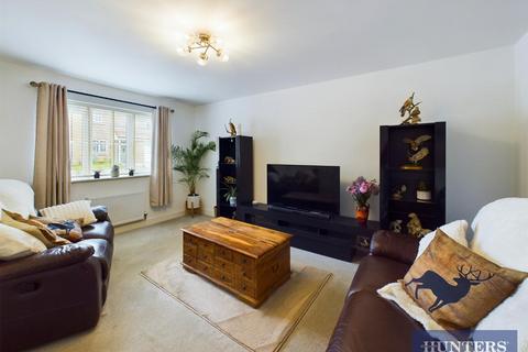4 bedroom detached house for sale, Tawny Drive, Middle Deepdale, Scarborough, North Yorkshire