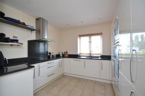 2 bedroom end of terrace house for sale, Bell Barns, Baldock Road, Buntingford