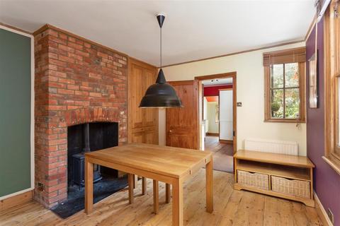 84 Kennel Ride, Ascot, SL5 7NW