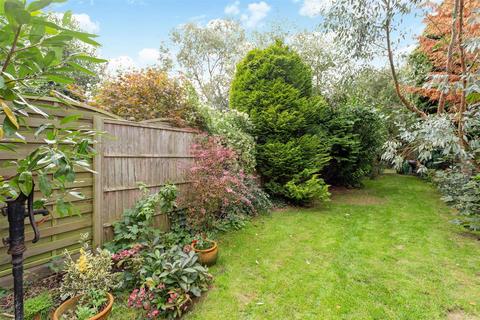 84 Kennel Ride, Ascot, SL5 7NW