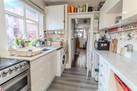 48 Bakerdale Road, Bakersfield, Nottingham, NG3 7GH