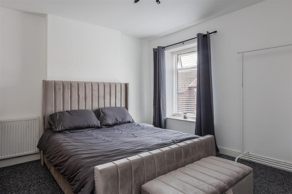 Mill Street 105 Bedroom 1.jpg