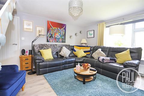 10 Catchpole Close, Kessingland, Lowestoft, NR33 7TL