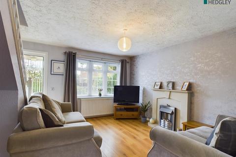 3 bedroom detached house for sale, Wheatear Drive, Redcar