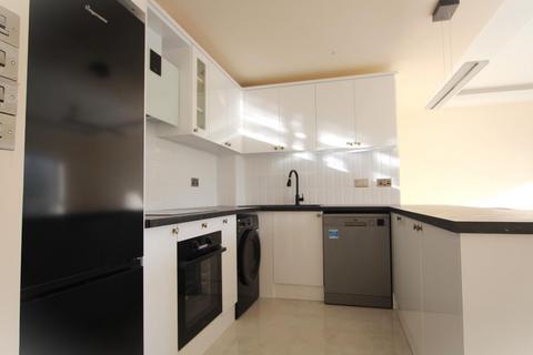 2 bedroom flat to rent, The River Buildings, Western Road, Leicester, LE3