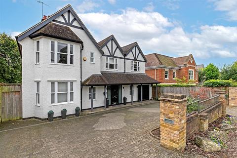 5 bedroom detached house for sale, The Avenue, Radlett