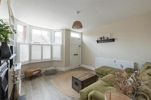 2 bedroom end of terrace house for sale, Salisbury Road, Harpenden