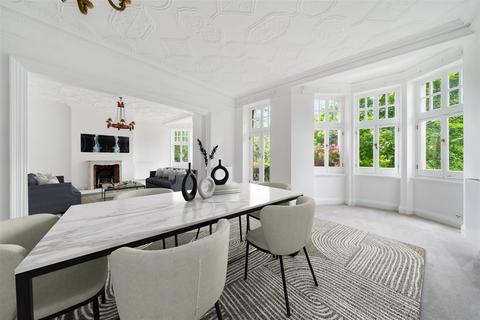 4 bedroom flat for sale, Vale Court, Maida Vale, W9