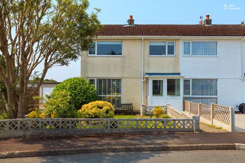 Onchan - 3 bedroom end of terrace house to rent