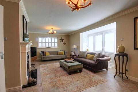 4 bedroom detached house for sale, Wells Green, Barton, Richmond