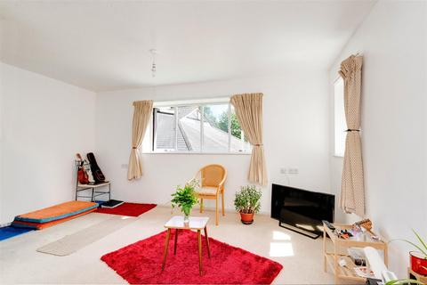 2 bedroom flat for sale, Fordwych Road, West Hampstead, London NW6