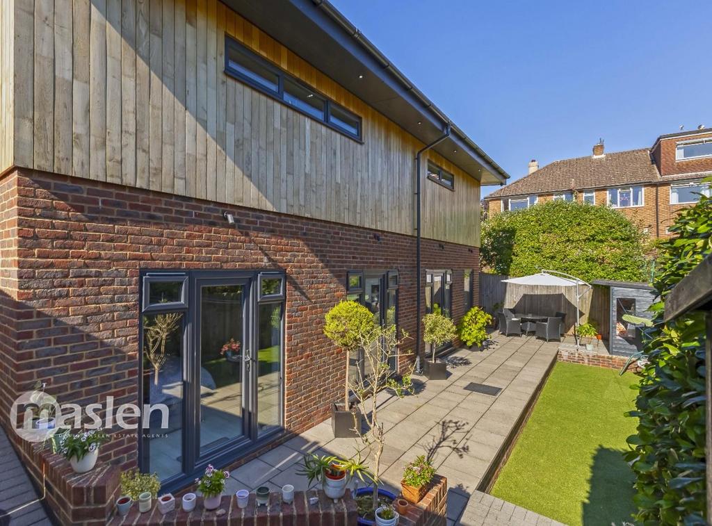 Rear Garden (1).JPG