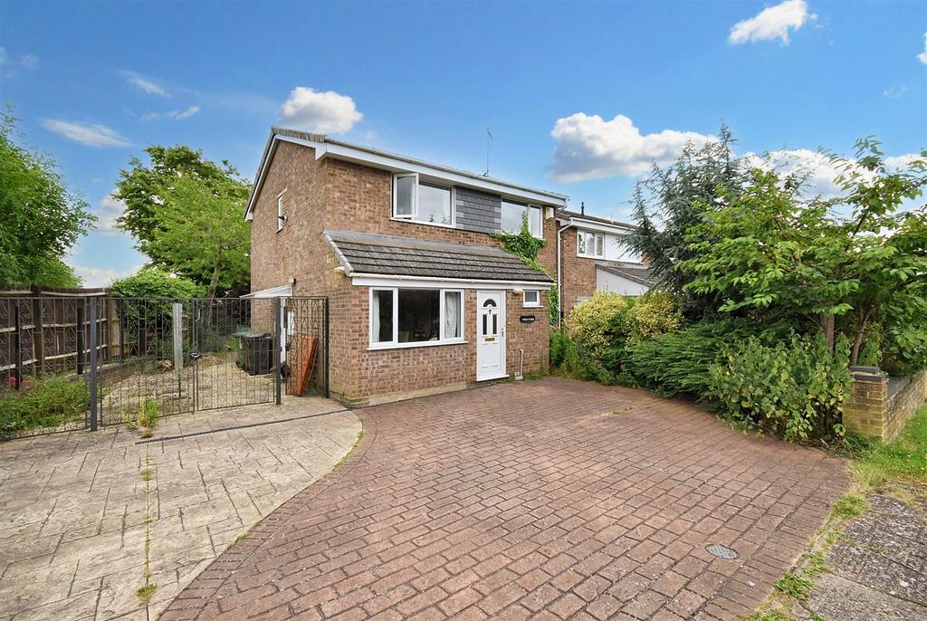 Tower Hill Road, Corby NN18 3 bed detached house for sale £284,950