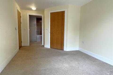 2 bedroom apartment for sale, High Street, Tettenhall