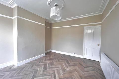 3 bedroom terraced house to rent, Springvale Road, Sheffield