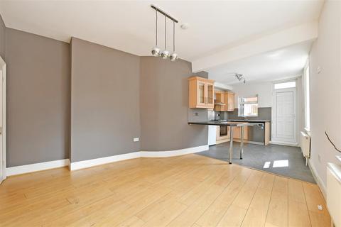 4 bedroom end of terrace house for sale, Junction Road, Hunters Bar, Sheffield