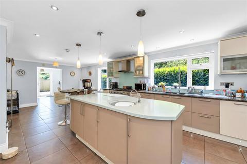 4 bedroom detached house for sale, Church Road, Beyton