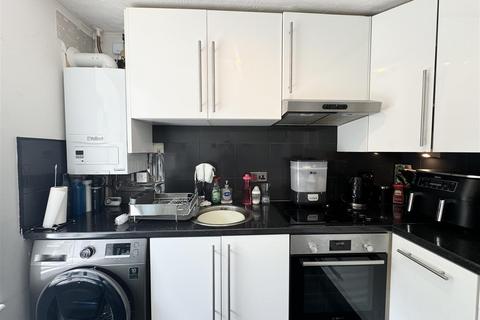 39 Chater Drive, Sutton Coldfield, B76 2BJ