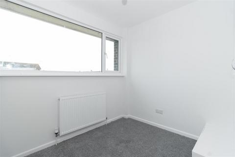 80a Brook Way, Lancing, BN15 8DH