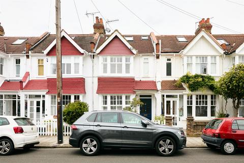 3 bedroom terraced house to rent, Riverview Grove, Chiswick, W4