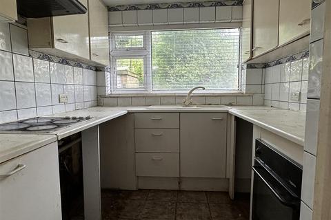 2 bedroom maisonette for sale, Woodcraft Close, Coventry * CASH BUYERS ONLY *