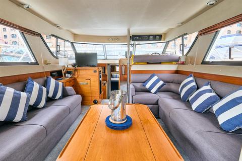 2 bedroom houseboat for sale, St Katharine Docks, Wapping, E1W