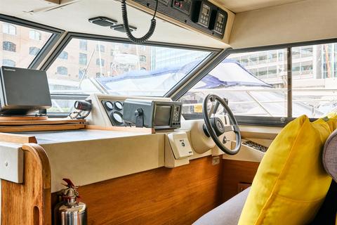 2 bedroom houseboat for sale, St Katharine Docks, Wapping, E1W