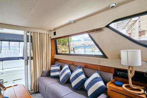 2 bedroom houseboat for sale, St. Katharine Docks, Wapping, E1W