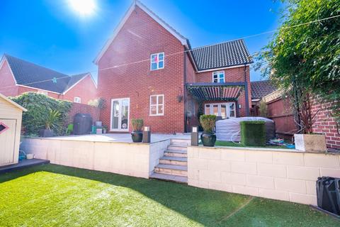 4 bedroom detached house for sale, Flitch Green, Little Dunmow, Essex