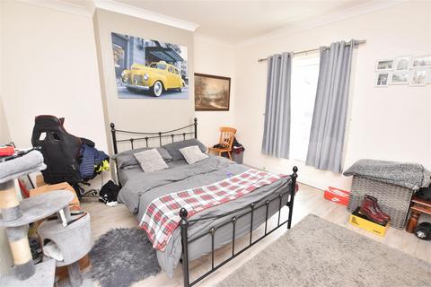 93 Lambert Road, Grimsby, DN32 0NR