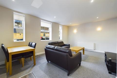 2 bedroom flat to rent, Flat 1, 902-906 Ecclesall Road, Bannercross, Sheffield, S11 8TR