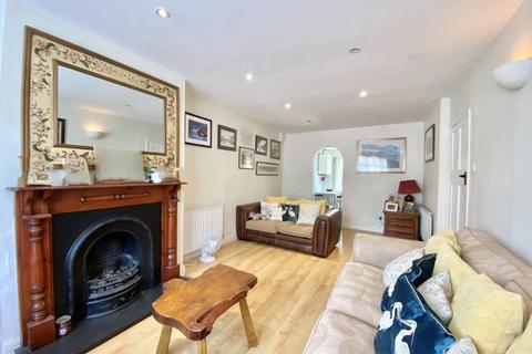15 Dudley Drive, Ruislip, HA4 6QN