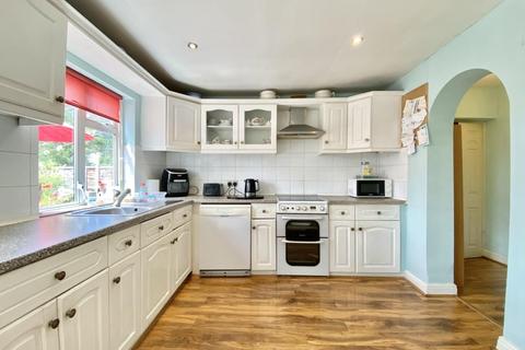 15 Dudley Drive, Ruislip, HA4 6QN