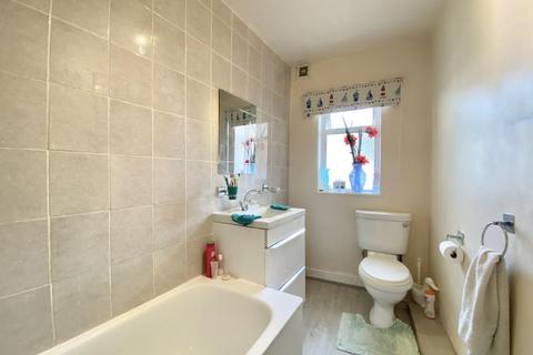 15 Dudley Drive, Ruislip, HA4 6QN