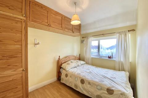 15 Dudley Drive, Ruislip, HA4 6QN