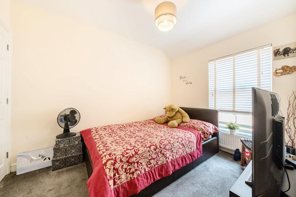 BEDROOM TWO.jpg