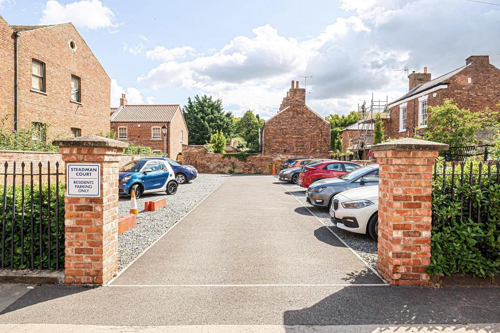ACCESS TO PARKING.jpg