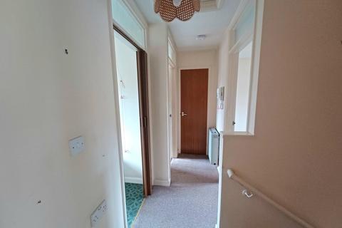 2 bedroom flat for sale, Little Quillet Court, Cam, Dursley