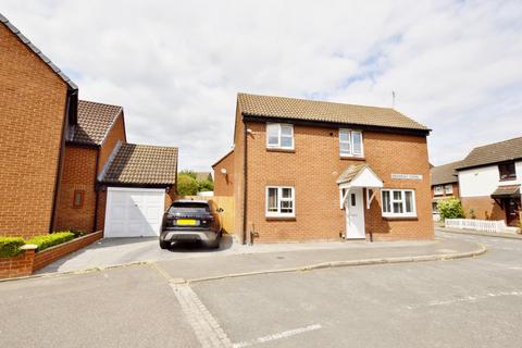 3 bedroom detached house for sale, Wakerley Close, Beckton