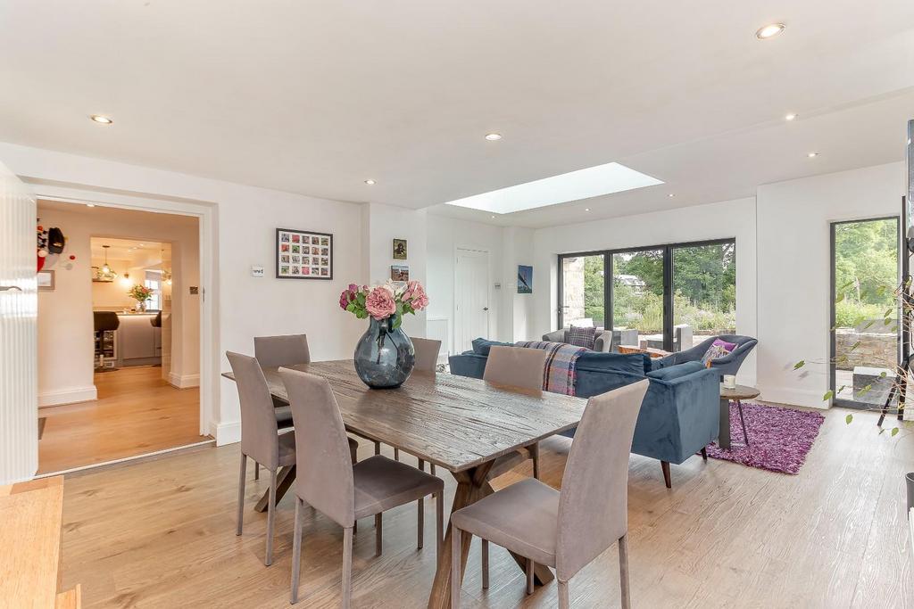 Dining Room - A.jpg