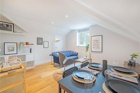 2 bedroom flat for sale, Shoot Up Hill, London, NW2