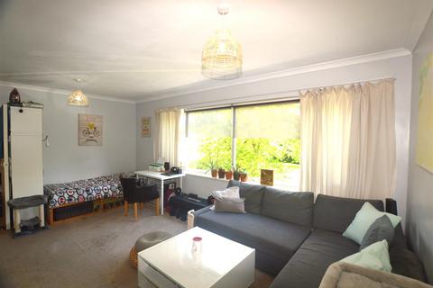 2 bedroom apartment for sale, Sycamore Road, Croxley Green