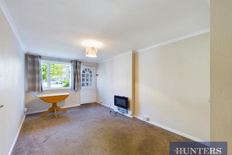1 bedroom flat for sale, Headlands Close, Bridlington