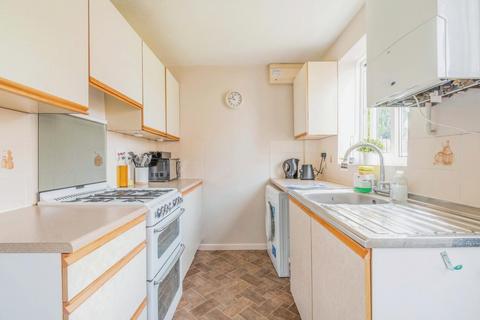 2 bedroom house for sale, Bransholme Drive, York, YO30 4XN