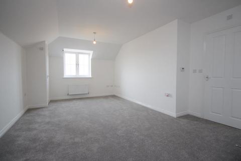 2 bedroom flat to rent, Porus Piece, Leighton Buzzard