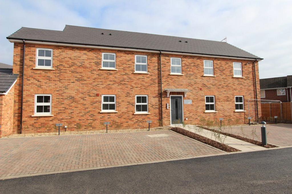 Leckbridge Court, Leighton Buzzard 1 bed flat £925 pcm (£213 pw)