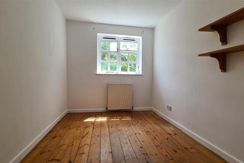 2 bedroom terraced house for sale, Moorashes, Totnes