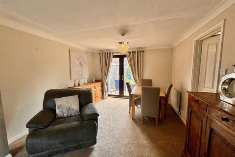 3 Brunel Grove, Perton, Wolverhampton, WV6 7YD