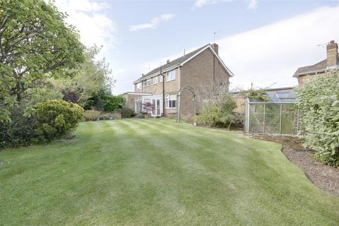 3 bedroom semi-detached house for sale, Drydales, Kirk Ella