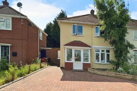 3 bedroom semi-detached house for sale, Hampton Road, Warwick